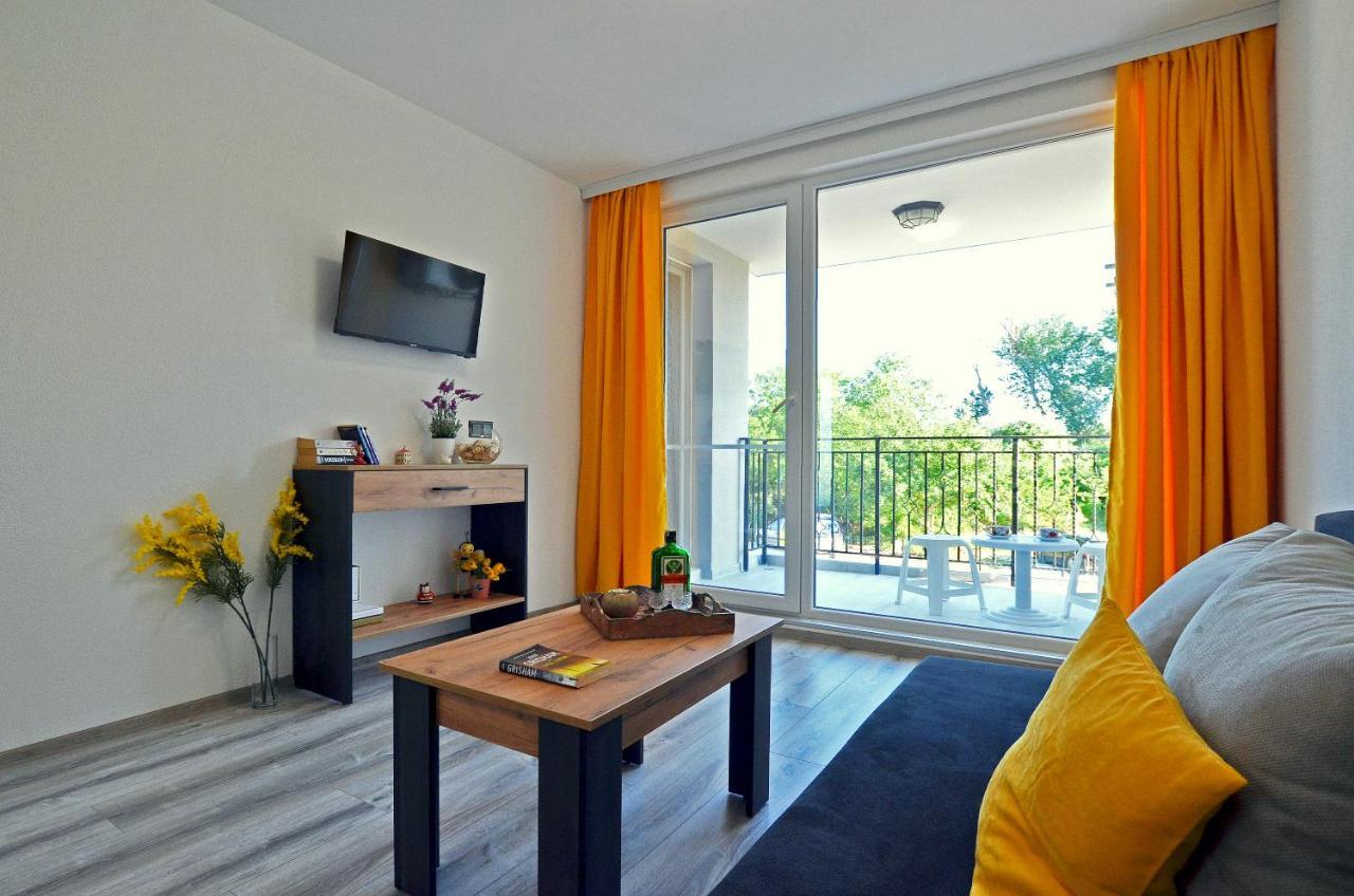 Di Mare Holiday Apartments 크레네보 외부 사진