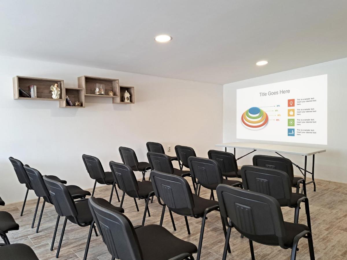 Di Mare Holiday Apartments 크레네보 외부 사진