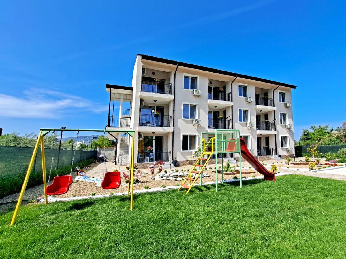 Di Mare Holiday Apartments 크레네보 외부 사진